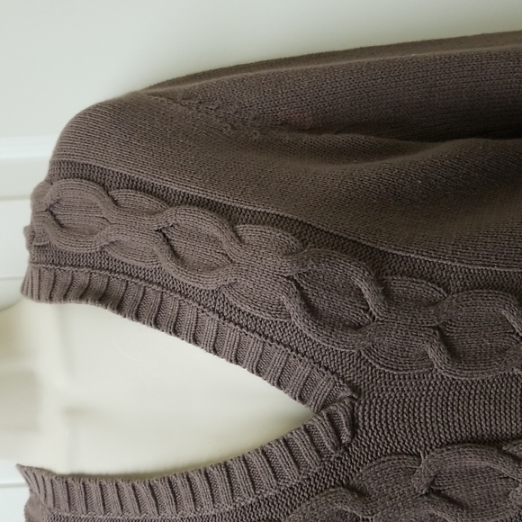 Old Navy Sweater with hood - Picture 2 of 5